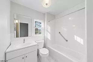 39 Wedgewood Dr, Verona, NJ 07044 - Photo 12