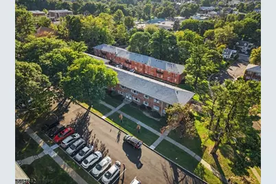 39 Wedgewood Drive #111, Verona, NJ 07044 - Photo 14