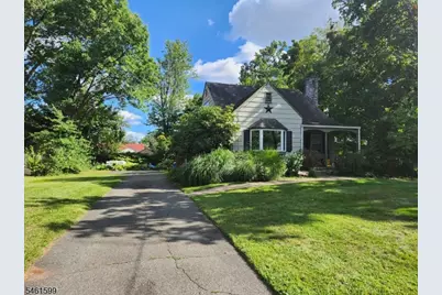284 Manning Ave, North Plainfield, NJ 07060 - Photo 2