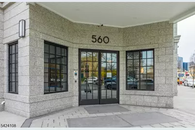 558 Market St #208, Newark, NJ 07105 - Photo 2