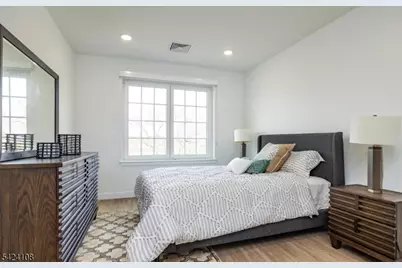 558 Market St #208, Newark, NJ 07105 - Photo 8