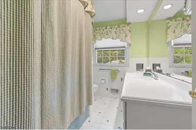 1407 Chapel Hill Rd, Mountainside, NJ 07092 - Photo 22
