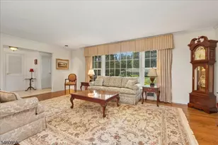 1407 Chapel Hill Rd, Mountainside, NJ 07092 - Photo 4