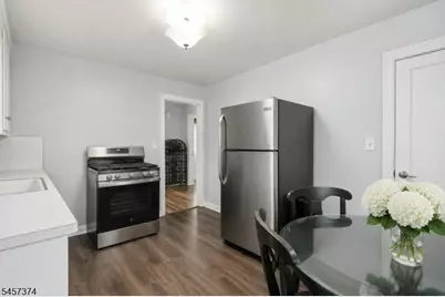 372 South Union Ave, Cranford Township, NJ 07016 - Photo 8
