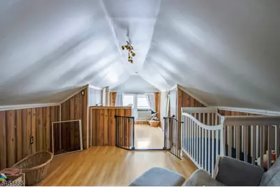 8 Pallant Ave, Linden, NJ 07036 - Photo 20