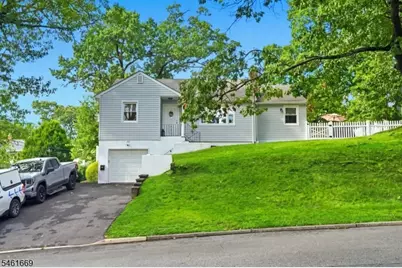 212 Hancox Ave, Nutley, NJ 07110 - Photo 28