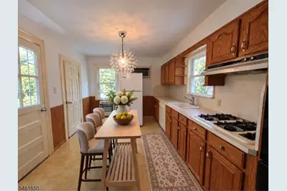 307 Duer St, North Plainfield, NJ 07060 - Photo 2