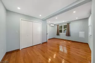166 Victor St, Franklin Township, NJ 08873 - Photo 4