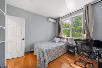166 Victor St Unit 1, Franklin Township, NJ 08873 - Photo 8