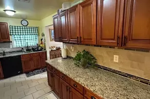 157 N 15th St, East Orange, NJ 07017 - Photo 4