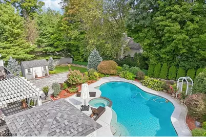 2 Lisa Ln, East Hanover Township, NJ 07936 - Photo 32