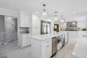 2 Lisa Ln, East Hanover Township, NJ 07936 - Photo 12