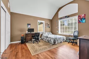 576 Richfield Ave, Kenilworth, NJ 07033 - Photo 28
