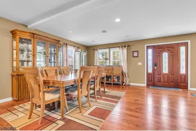 576 Richfield Ave, Kenilworth, NJ 07033 - Photo 4