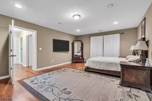 576 Richfield Ave, Kenilworth, NJ 07033 - Photo 24