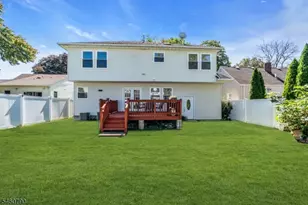 576 Richfield Ave, Kenilworth, NJ 07033 - Photo 38