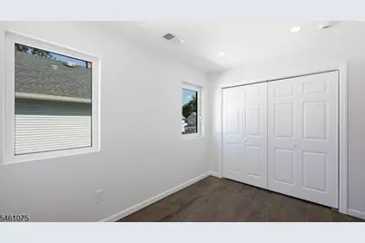 13 Columbus Ave, Edison Twp., NJ 08817 - Photo 22