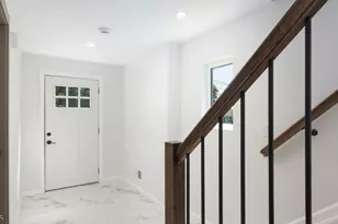 13 Columbus Ave, Edison Twp., NJ 08817 - Photo 4