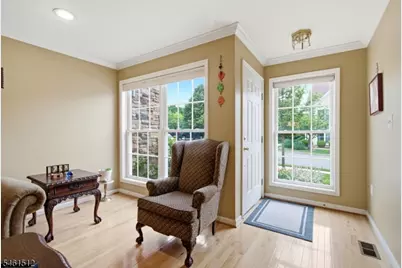 16 Magnolia Way, North Haledon, NJ 07508 - Photo 2