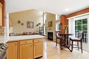 16 Magnolia Way, North Haledon, NJ 07508 - Photo 12