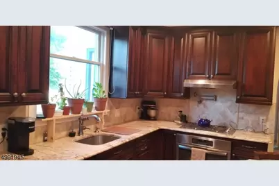 16 Offord St, Passaic, NJ 07055 - Photo 4