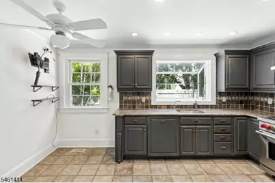 170 New Providence Rd, Mountainside, NJ 07092 - Photo 10