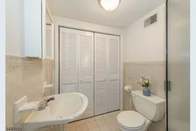 8 Judith Pl, Wayne, NJ 07470 - Photo 40