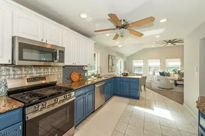 8 Judith Pl, Wayne, NJ 07470 - Photo 22