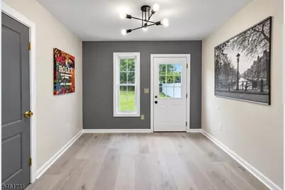 1922 Barnett St, Rahway, NJ 07065 - Photo 8