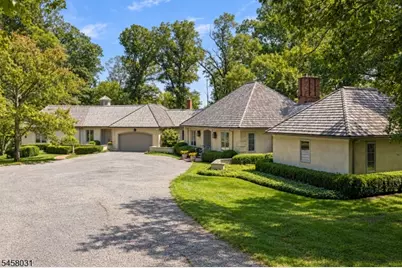 24-2 Douglass Ave, Bernardsville, NJ 07924 - Photo 2