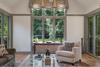 24-2 Douglass Ave, Bernardsville, NJ 07924 - Photo 6