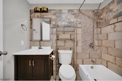 180 Spring St #203, Newton, NJ 07860 - Photo 8