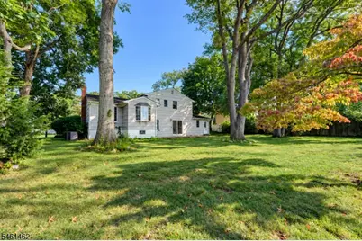 15 Jocelyn Pl, Pequannock Township, NJ 07444 - Photo 6