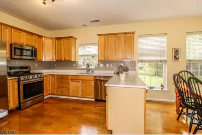 2101 Avery Ct #2101, Franklin Township, NJ 08873 - Photo 12