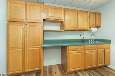 82 N Belair Ave, Hanover Township, NJ 07927 - Photo 28