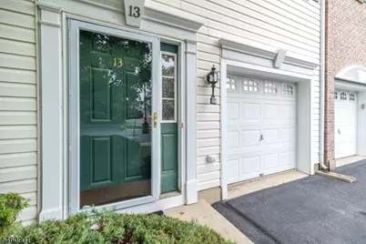 13 Hope St, Lopatcong Township, NJ 08865 - Photo 2