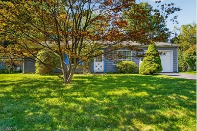 24 Presidential Dr, Washington Boro, NJ 07882 - Photo 2