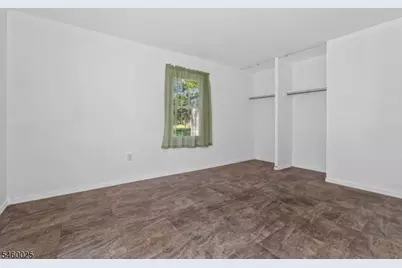 24 Presidential Dr, Washington Boro, NJ 07882 - Photo 10