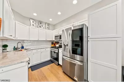 9 Old Orchard Ct, Clinton, NJ 08809 - Photo 6