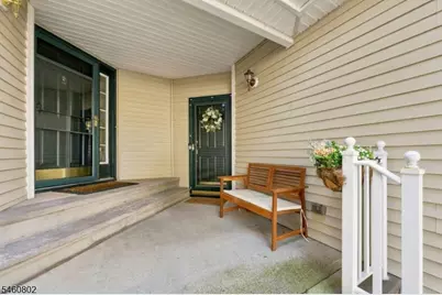 9 Old Orchard Ct, Clinton, NJ 08809 - Photo 2