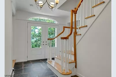26 Scenic Dr, Hardyston Township, NJ 07419 - Photo 4