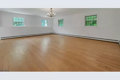 26 Scenic Dr, Hardyston Township, NJ 07419 - Photo 6