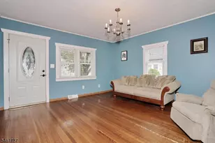 15 Crescent Ave, Totowa, NJ 07512 - Photo 6