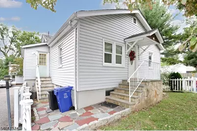 15 Crescent Ave, Totowa, NJ 07512 - Photo 4