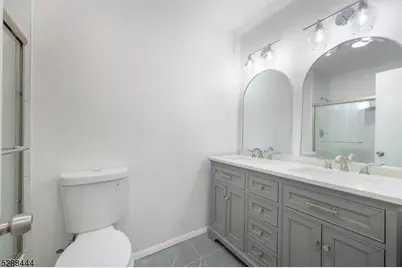 31 Harwood Pl, Wayne, NJ 07470 - Photo 20