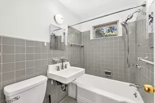 879 Vosseller Ave, Bridgewater, NJ 08836 - Photo 22