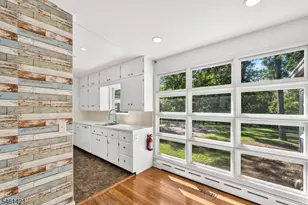 879 Vosseller Ave, Bridgewater, NJ 08836 - Photo 10