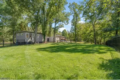 879 Vosseller Ave, Bridgewater, NJ 08836 - Photo 32