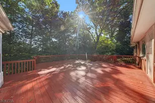 41 Charwalt Dr, Hawthorne, NJ 07506 - Photo 38