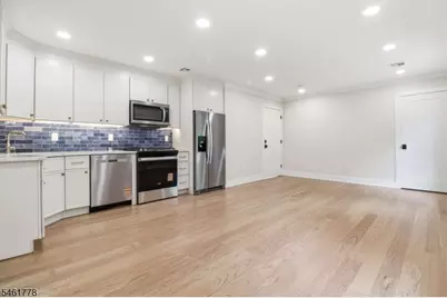 134 Snyder Ave #A, Berkeley Heights Township, NJ 07922 - Photo 2